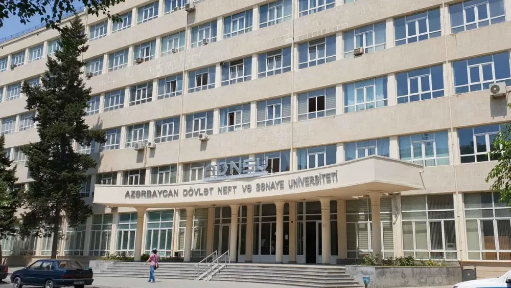 Azərbaycanda universitet binasının təmirinə 26 MİLYON MANAT XƏRCLƏNƏCƏK