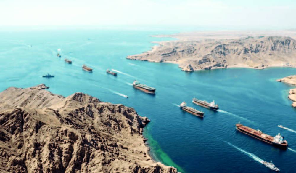 İran Hörmüz Boğazını Açmağa Məcbur Qalacaq - General