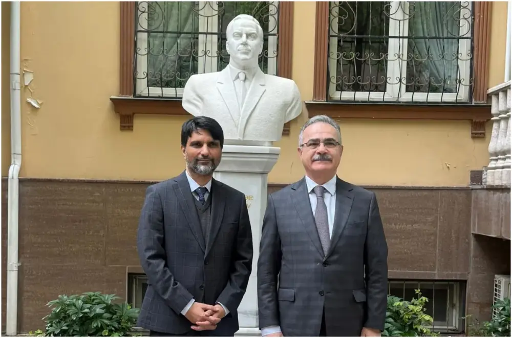 Azərbaycan və Pakistan ikitərəfli münasibətləri müzakirə edib