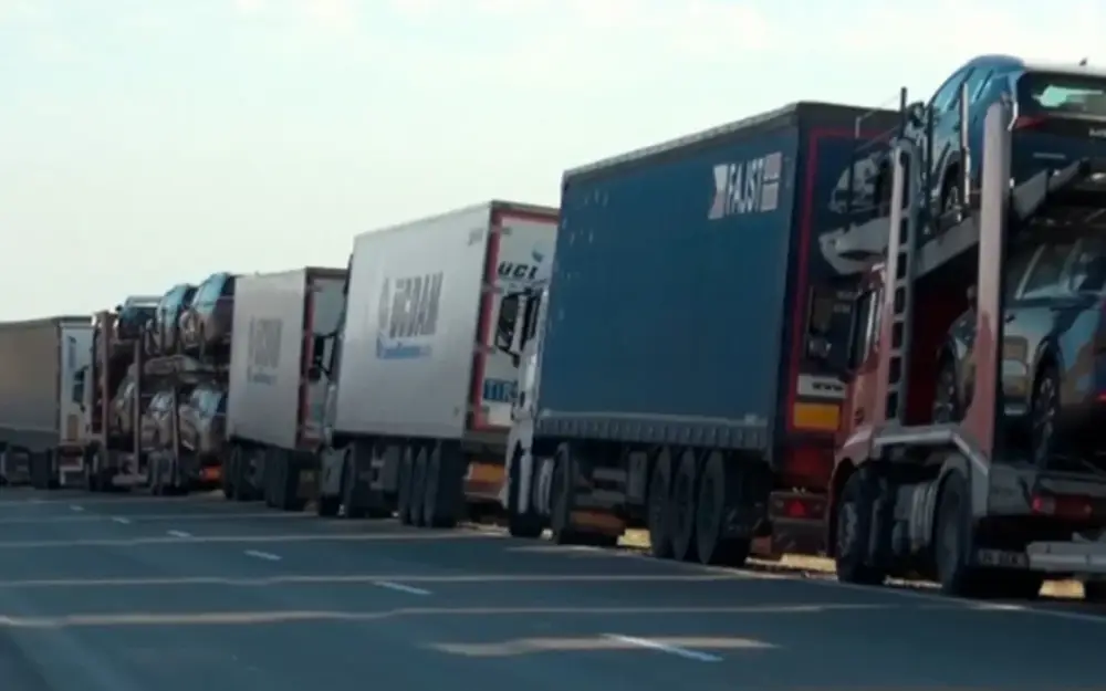 "Qırmızı Körpü" gömrük postunda 800 avtomobil gözləyir