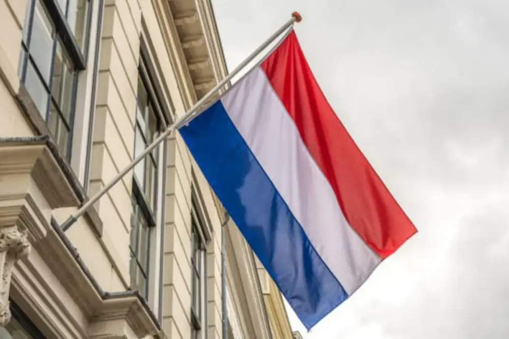 Niderlandın Baş naziri çağırış etdi