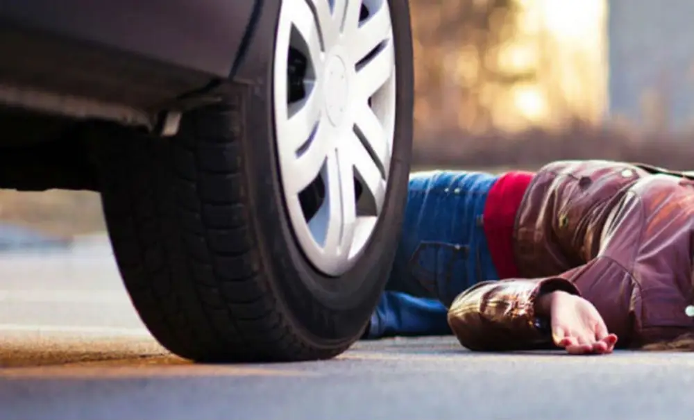 Samuxda 46 yaşlı qadını maşın vurdu