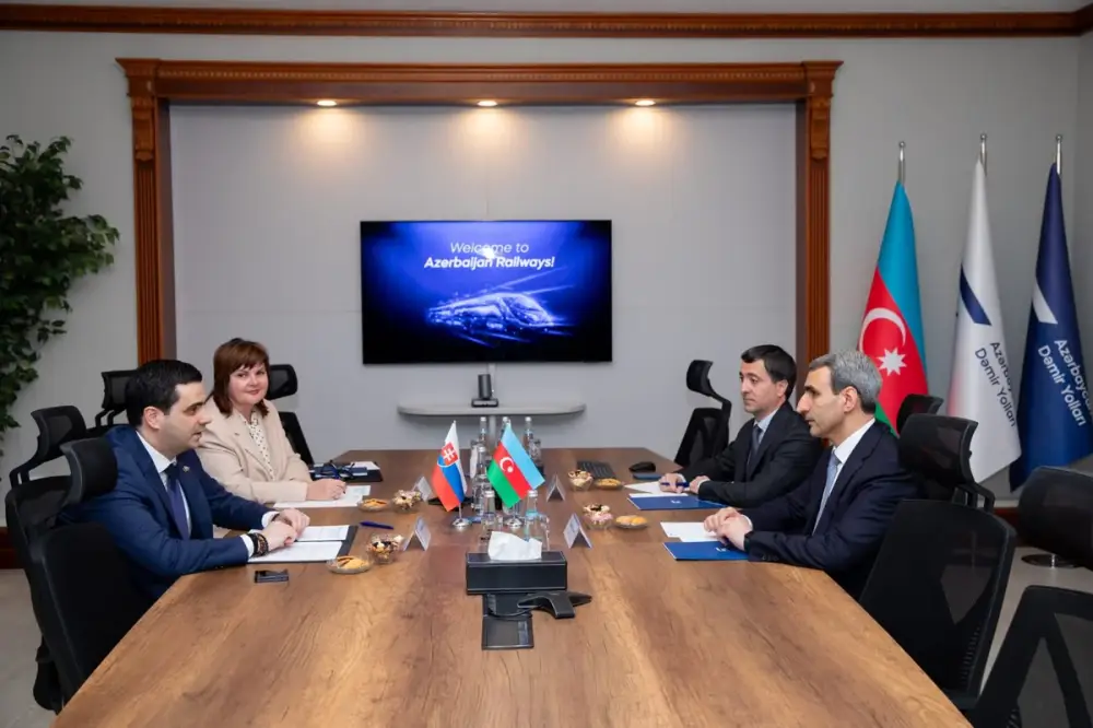 Slovakiya və Azərbaycan dəmir yolu sahəsində əməkdaşlığın genişləndirilməsini müzakirə edib
