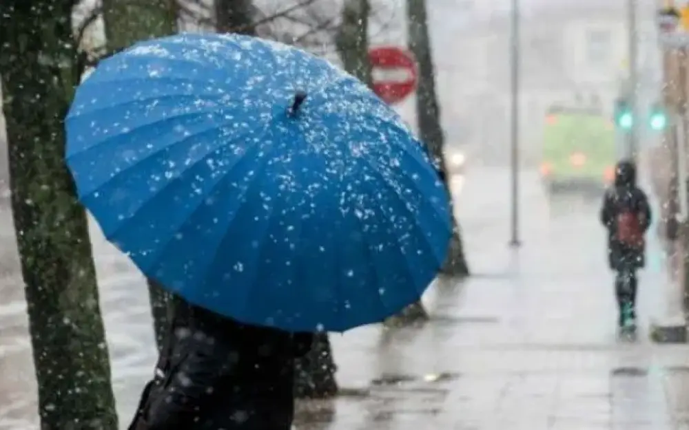 Bazar günü Bakıya sulu qar yağacaq