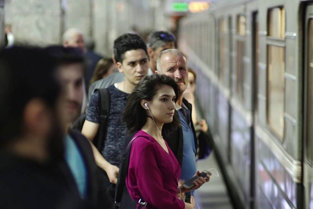 Bakı metrosunun 9 ayda sərnişindaşımadan əldə etdiyi gəlir açıqlanıb