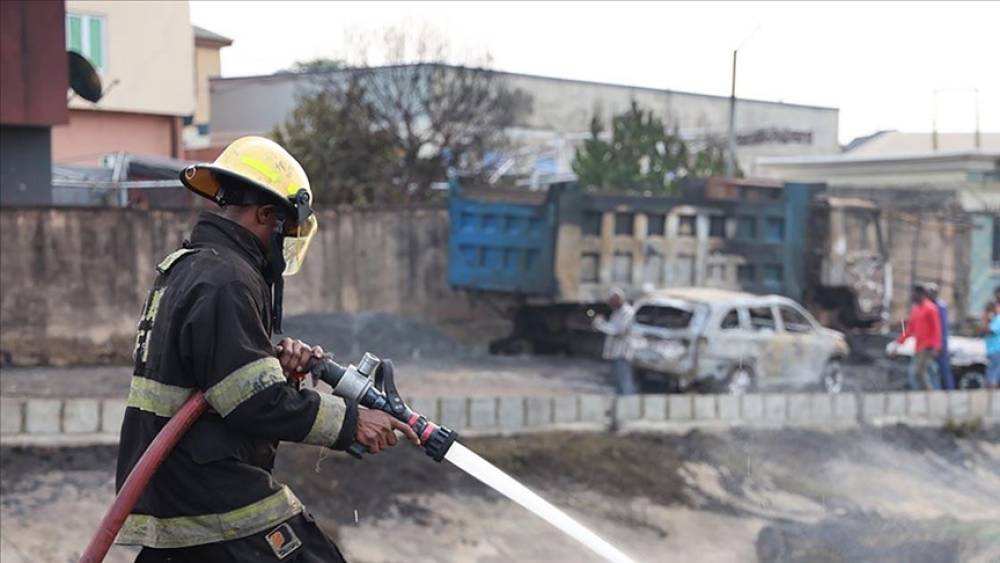 Nigeriyada 25 mərtəbəli binada yanğın: Ölənlər var