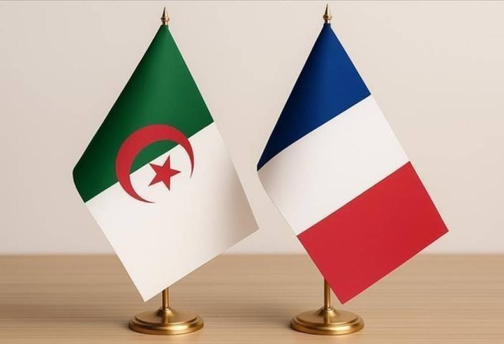 Əlcəzair Fransanın müstəmləkəçilik siyasətini dövlət cinayəti kimi tanıyıb