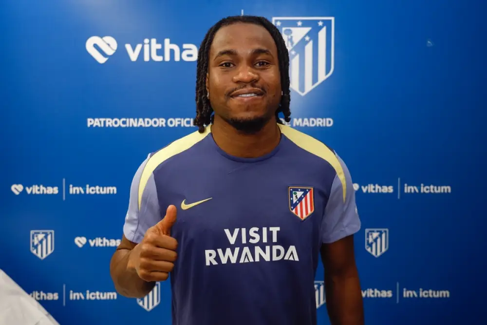 "Atletiko" Ademola Lukmanın transferini açıqlayıb