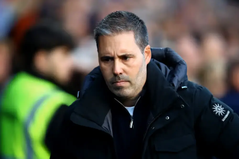 İngiltərə klubu baş məşqçini istefaya göndərdi