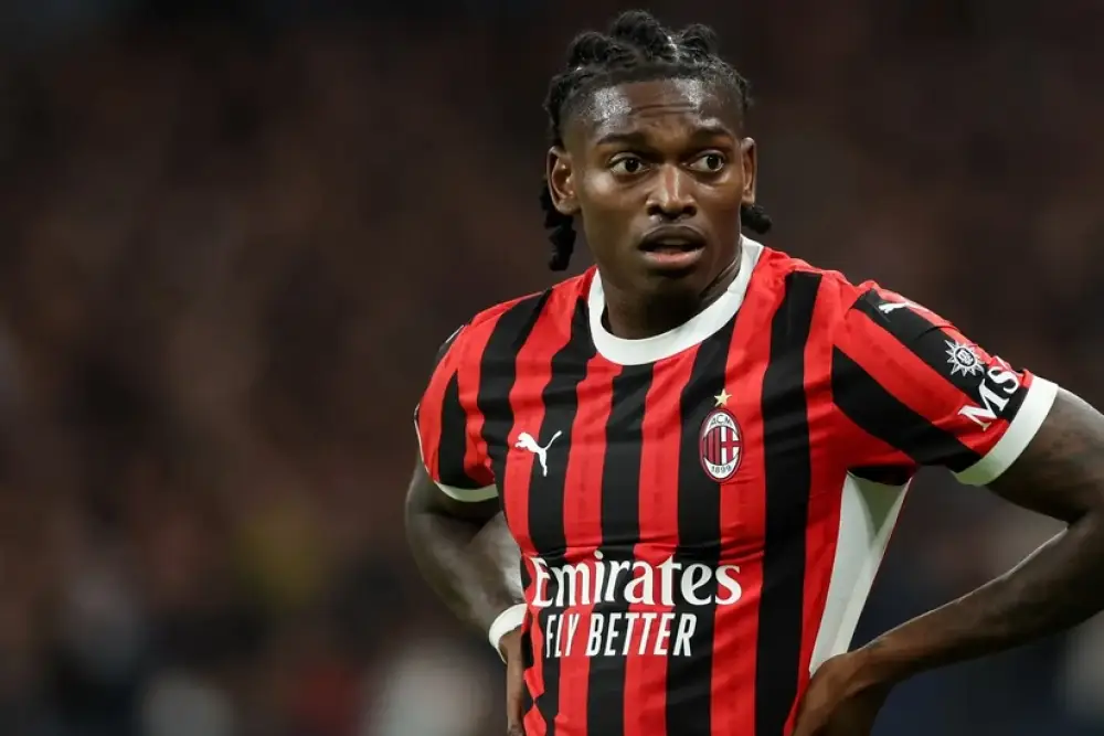 "Milan" Rafael Leaunun maaşını artıraraq komandada saxlamaq niyyətindədir