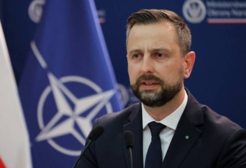 Müdafiə Nazirliyinin olduğu təyyarədə problem yarandı - Geri qayıtdı 