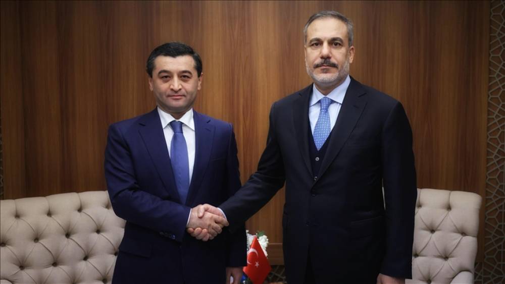 Türkiyə və Özbəkistan XİN-ləri telefonla danışdılar 