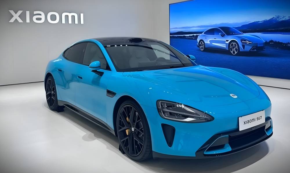 Xiaomi 2 həftəyə 100 min avtomobil sifarişi alıb 