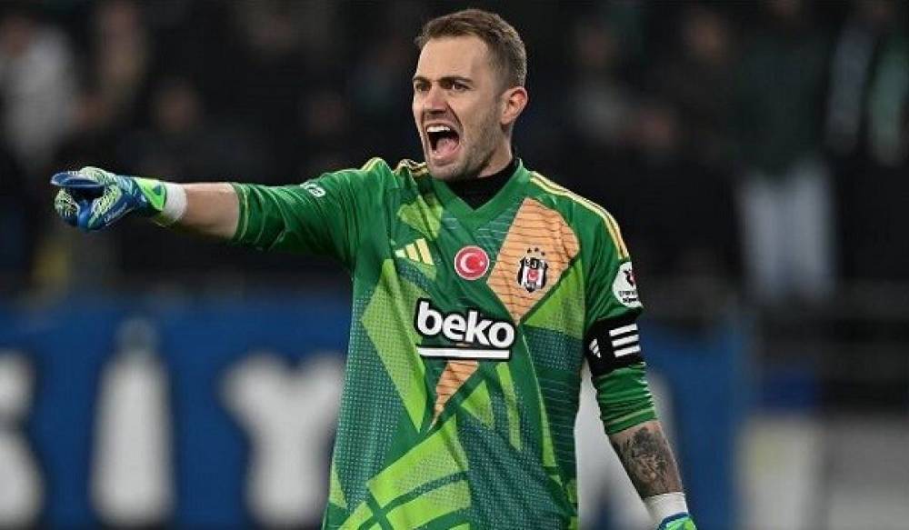 “Beşiktaş" Mərt Günokla yollarını ayırdı