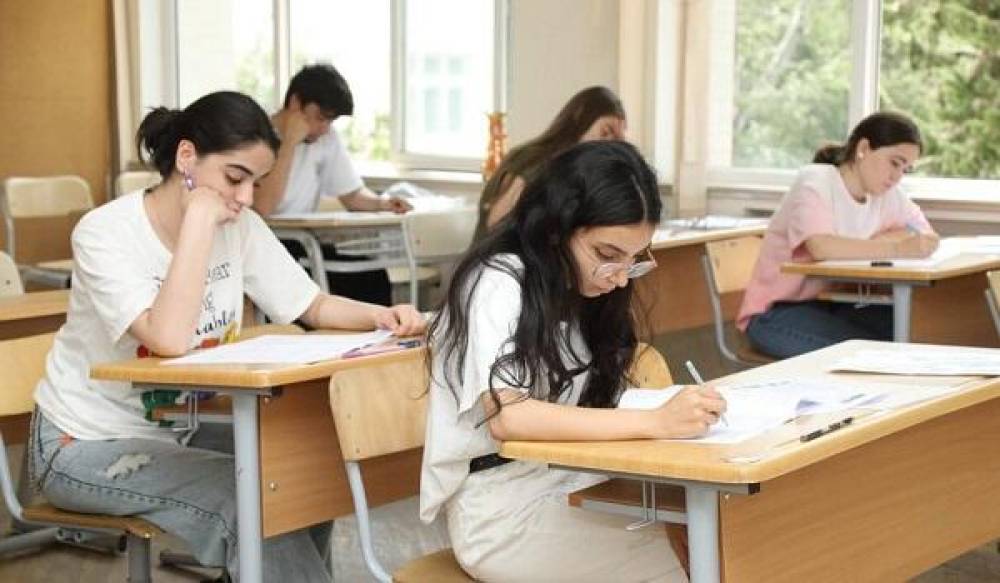 41 mindən çox abituriyent qəbul imtahanı verəcək