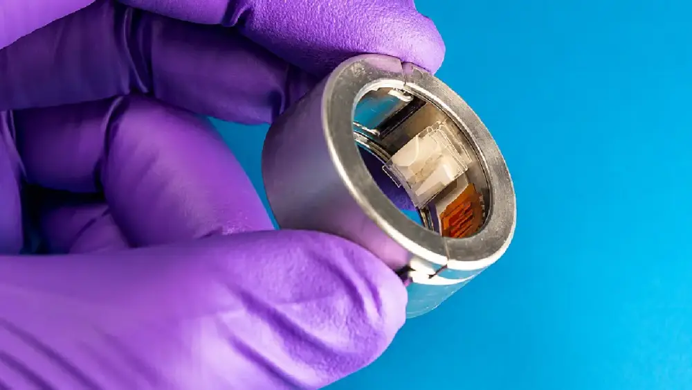 Alimlər şəkəri tərlə ölçə bilən üzük hazırlayıb 