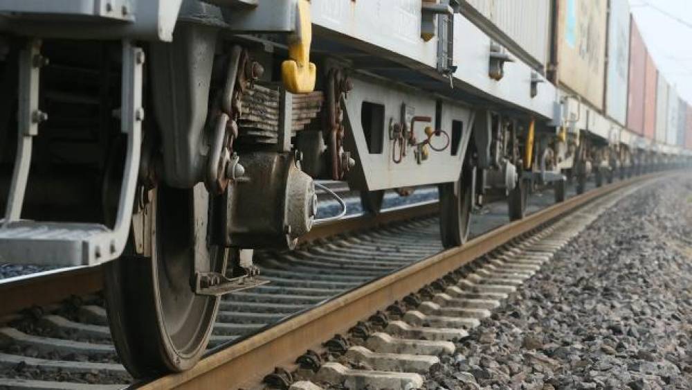 Almaniyada dəmir yolu şəbəkəsi çökdü: Xidmətlər tamamilə dayandı