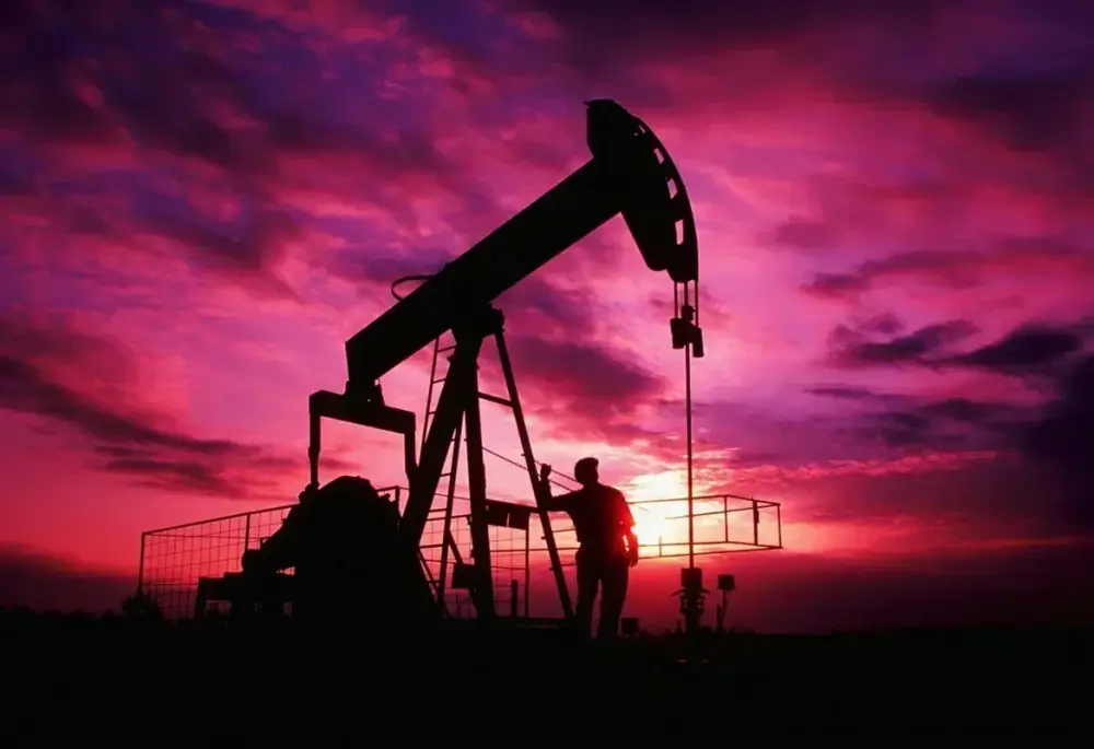 "Brent" markalı neftin qiyməti 73 dollardan aşağı enib