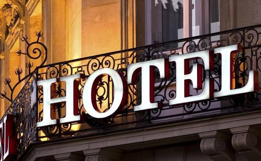 Bakıda oteldə kişi meyiti tapıldı