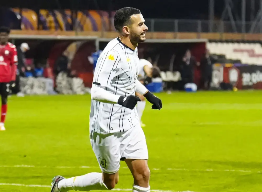 Emin Mahmudov "Neftçi"nin tarixinə düşən 150-ci penaltini vurub