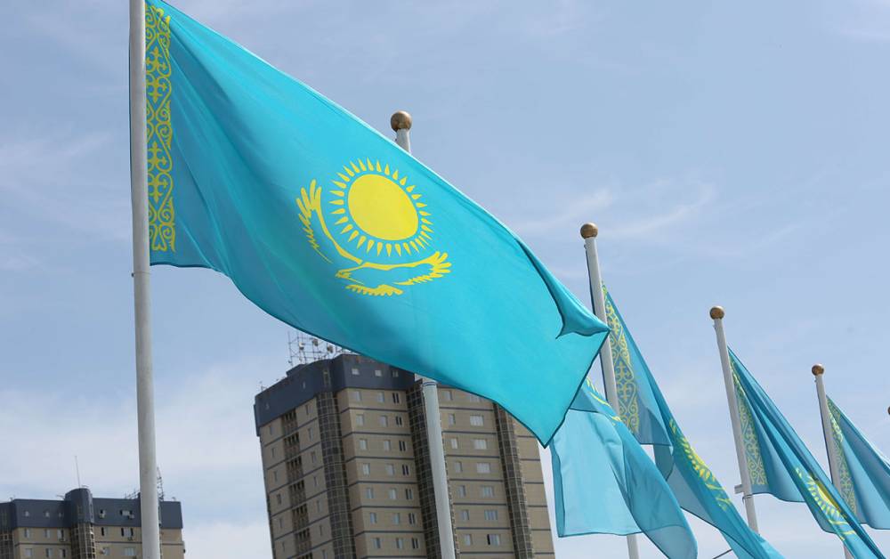 Qazaxıstan yeni Konstitusiya qəbul etdi