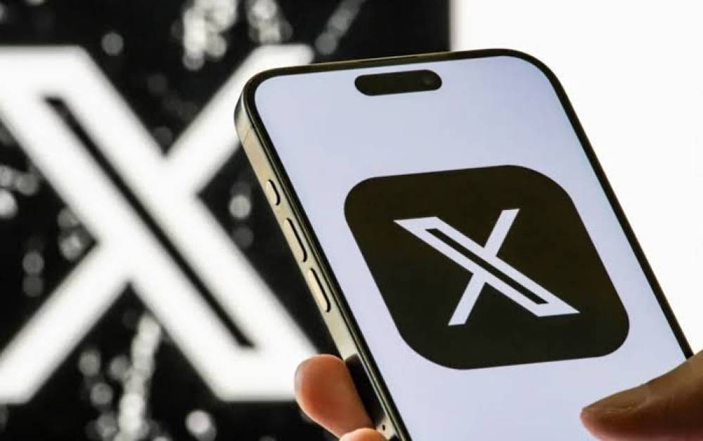 X "WhatsApp"a rəqib mesajlaşma tətbiqini iPhone-larda sınaqdan keçirməyə başlayıb