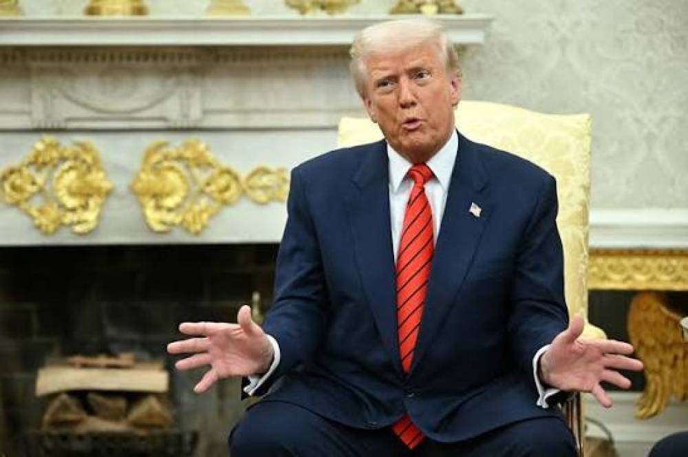 İrana məxsus 60 mina atan qayığı məhv etdik - Tramp 