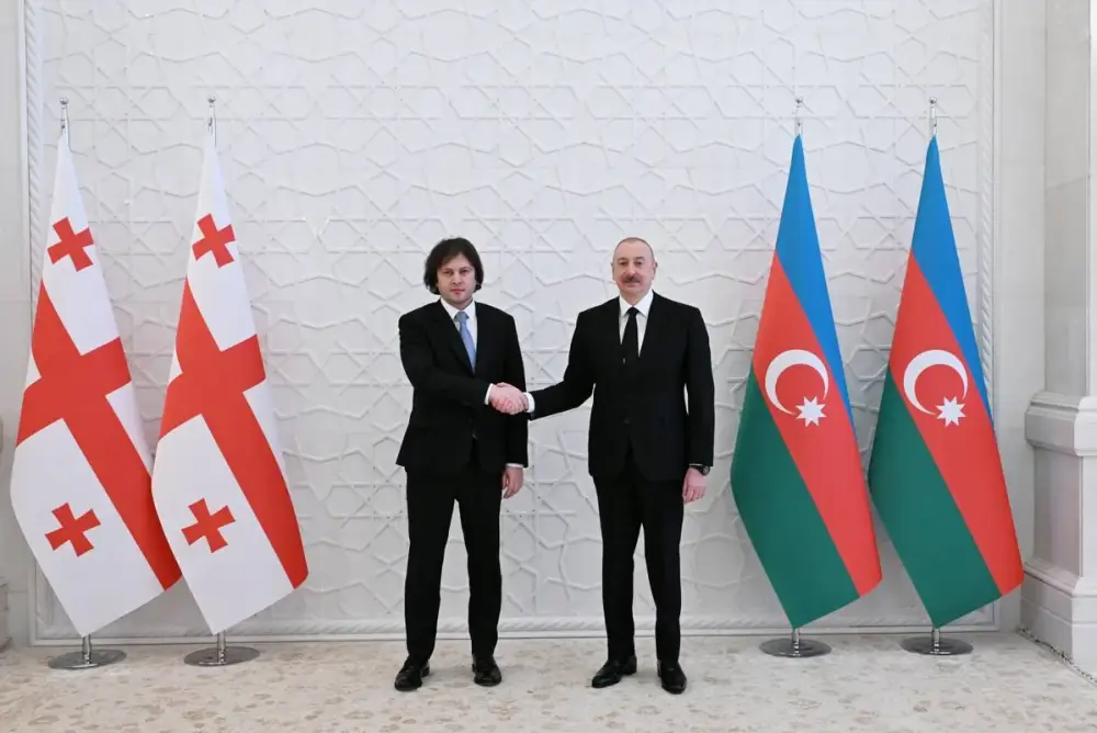 İlham Əliyev İrakli Kobaxidzeyə başsağlığı verdi