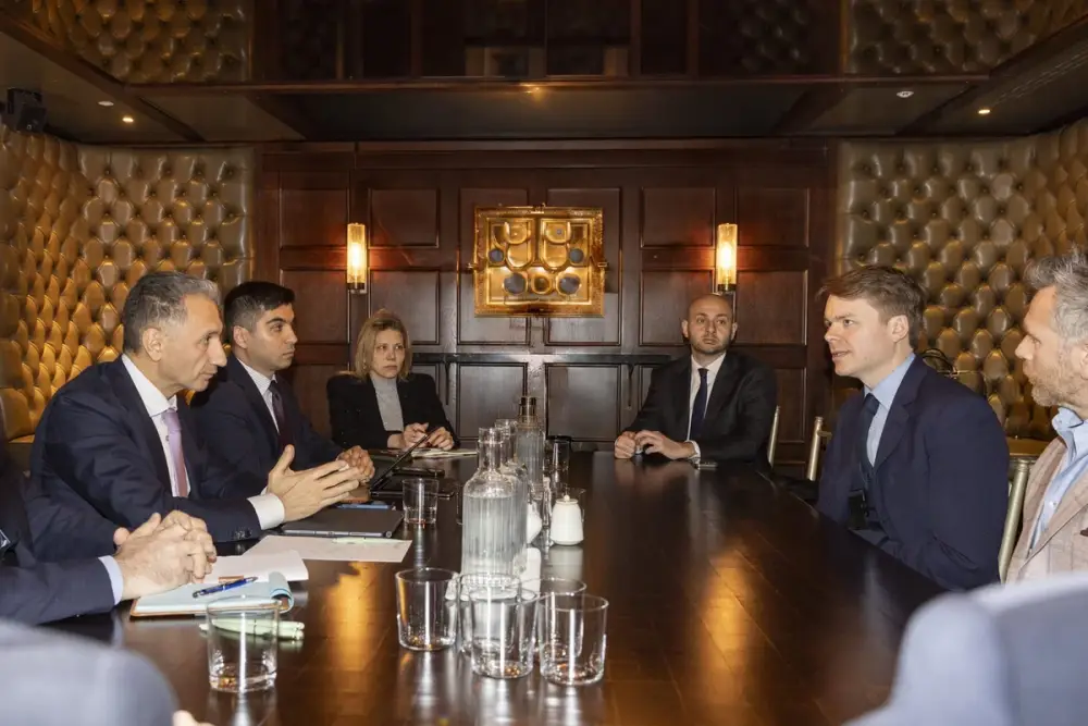 Azərbaycan və Britaniya şirkəti kritik infrastruktur monitorinqi üzrə əməkdaşlığı müzakirə edib