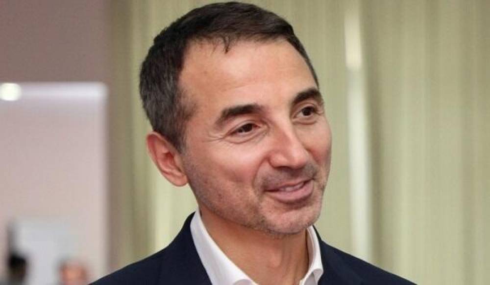 Adnan Əhmədzadənin həbs müddəti yenidən uzadıldı