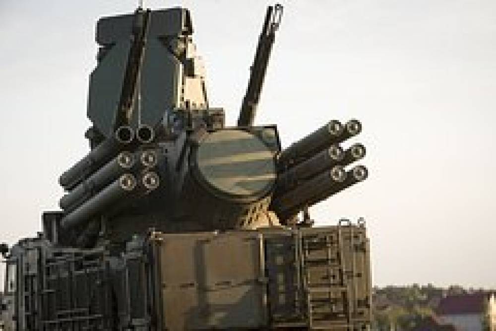 Donetsk üzərində səmada iki partlayış səsləndi