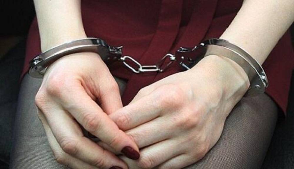 Oğurluq edən 24 yaşlı qadın saxlanıldı