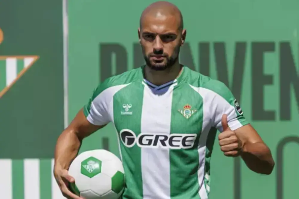 "Real Betis" azarkeşləri Amrabatın transfer məbləğinin bir hissəsini ödəyəcəklər