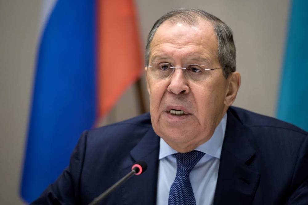 Lavrov: Tramp Ukraynanı gündəmdən çıxarmaq və Rusiya ilə əlaqələri yaxşılaşdırmaq istəyir
